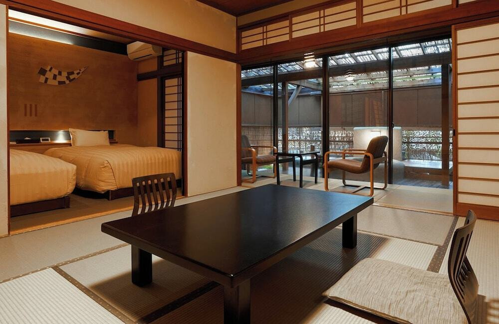 石和の湯をお部屋で堪能♪珍しい天然温泉薬石浴も4272000