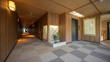 エレベーター / 1