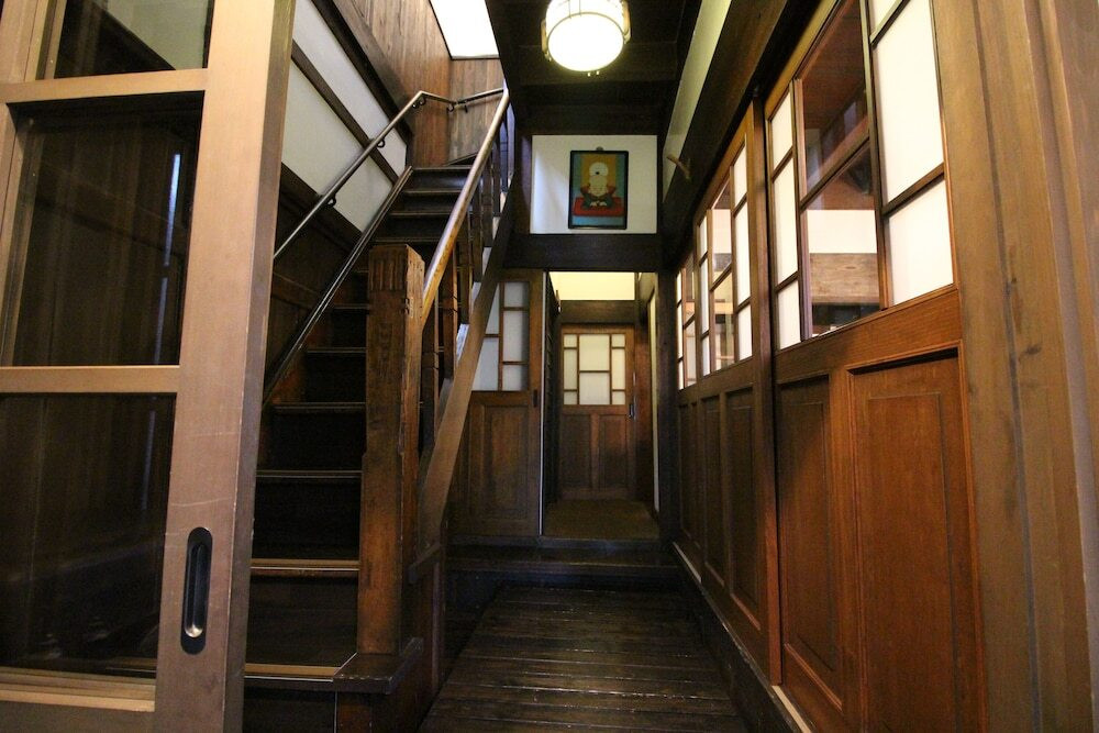 内部エントランス