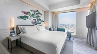 デラックス ルーム キングベッド 1 台 (Yu Standard Floor)