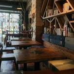 旅好きと本好きに贈るカフェ。茗荷谷「totoru」が素敵
