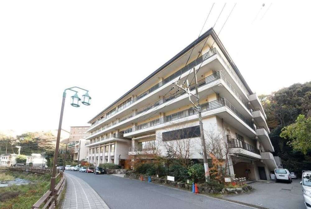 須雲川のせせらぎを聴きながら、温泉三昧で癒される3928663