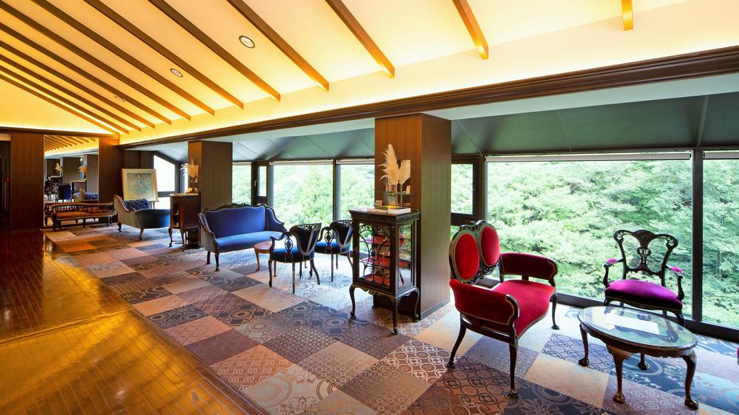 アートと音楽が
出迎えてくれる宿 / 1