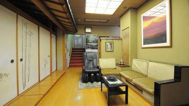 ロビーラウンジ / 2