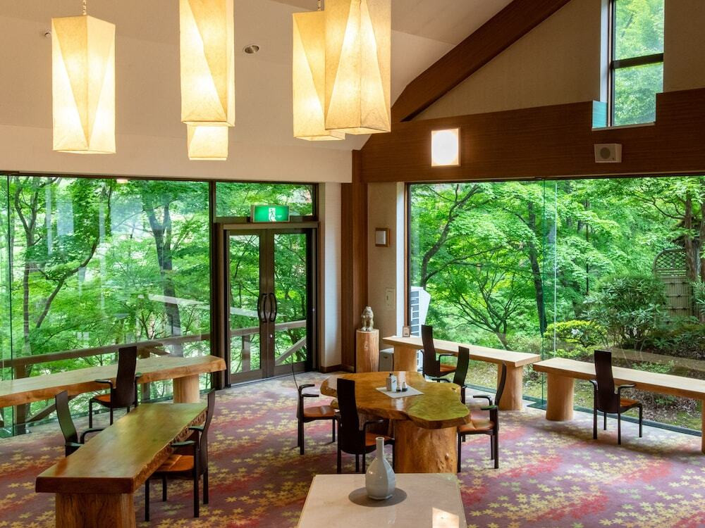 ロビー応接スペース