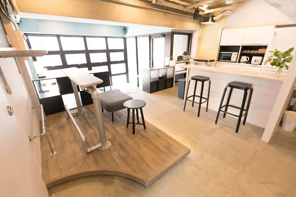 ロビーラウンジ