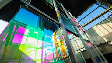 屋上へと続く階段 / 7