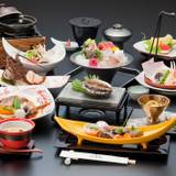 分け合っても大満足
ボリューム満点の絶品会席 / 1