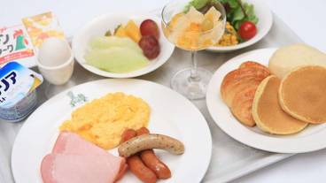 食事・飲み物 / 1