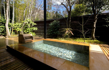 [Kyushu] “Complete isolation” will come true! 15 selections of onsen ryokan with “rooms with open-air baths” and “in-room dining”