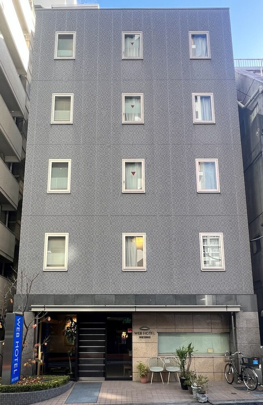 施設の正面