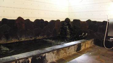 屋内スパ浴槽 / 1