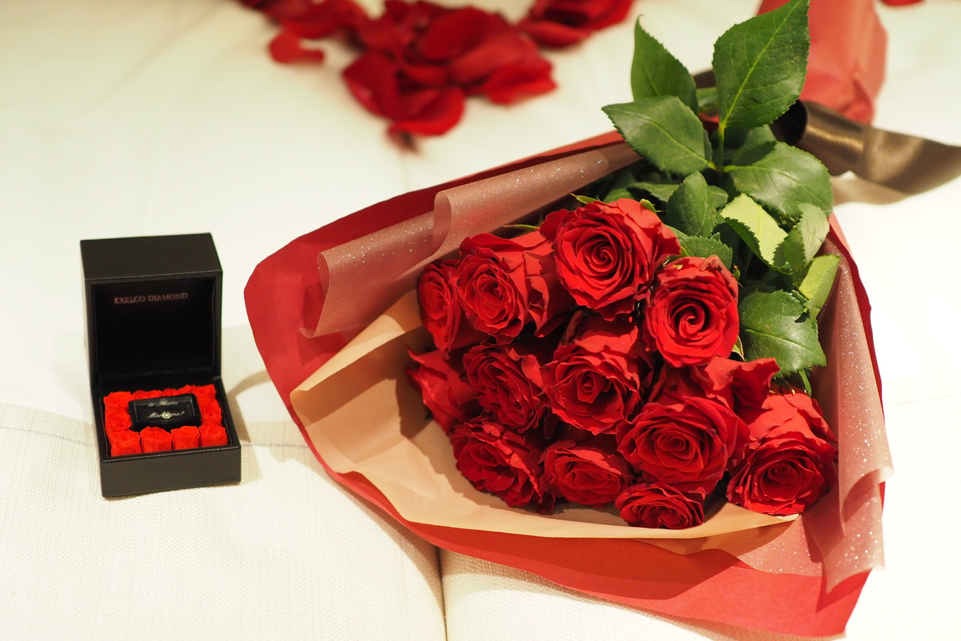 バラとダイヤモンドのプロポーズ