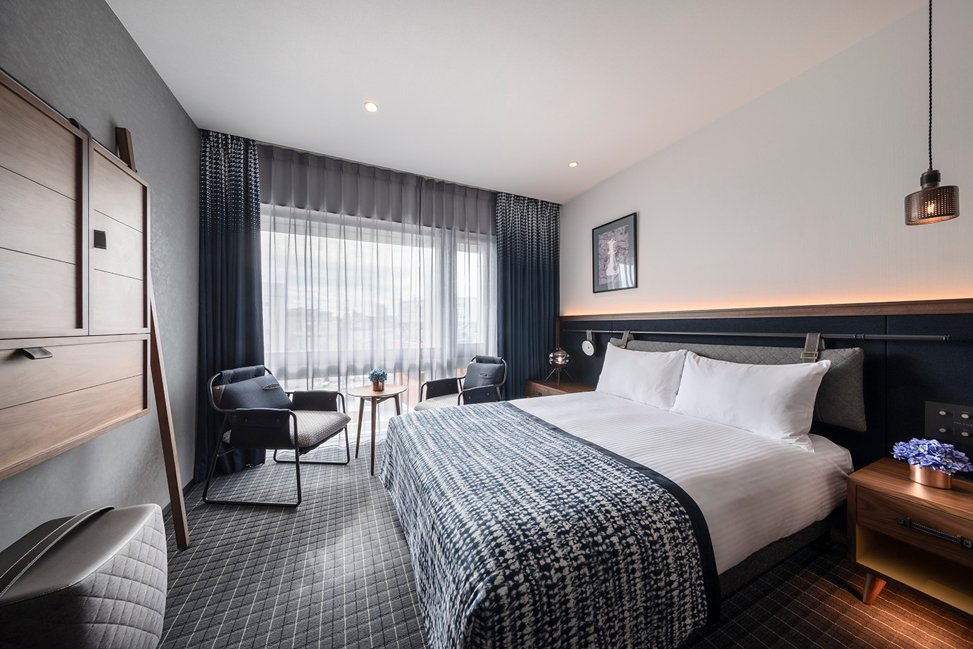 おしゃれにカジュアルに。海外気分で楽しみたいならここ3429459