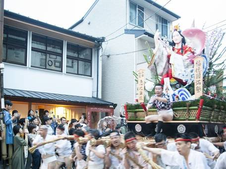 Fukuoka Guesthouse HIVE / 4