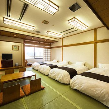 3.女子グループ旅にぴったり「BIRD-STAY HOTEL(バードステイホテル)」4084053