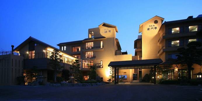 山鹿温泉 清流荘(熊本県 旅館) / 1