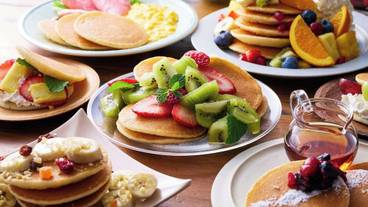 朝食スペース / 13