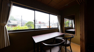 [6畳ダブルベッド] バスなし＿2名定員 禁煙