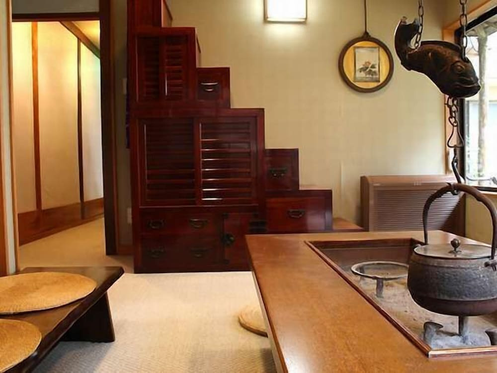 ロビーラウンジ