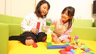 子供用の遊び場 - 屋内 / 9