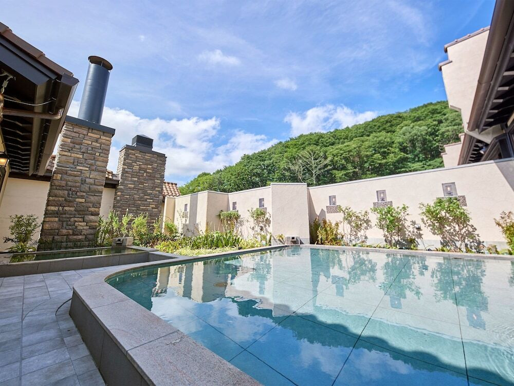 滞在型リゾートで見て・入って・食べて満喫4055144