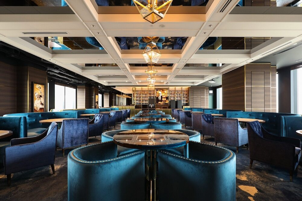 気分が上がるおしゃれなレストランで朝食を4374548