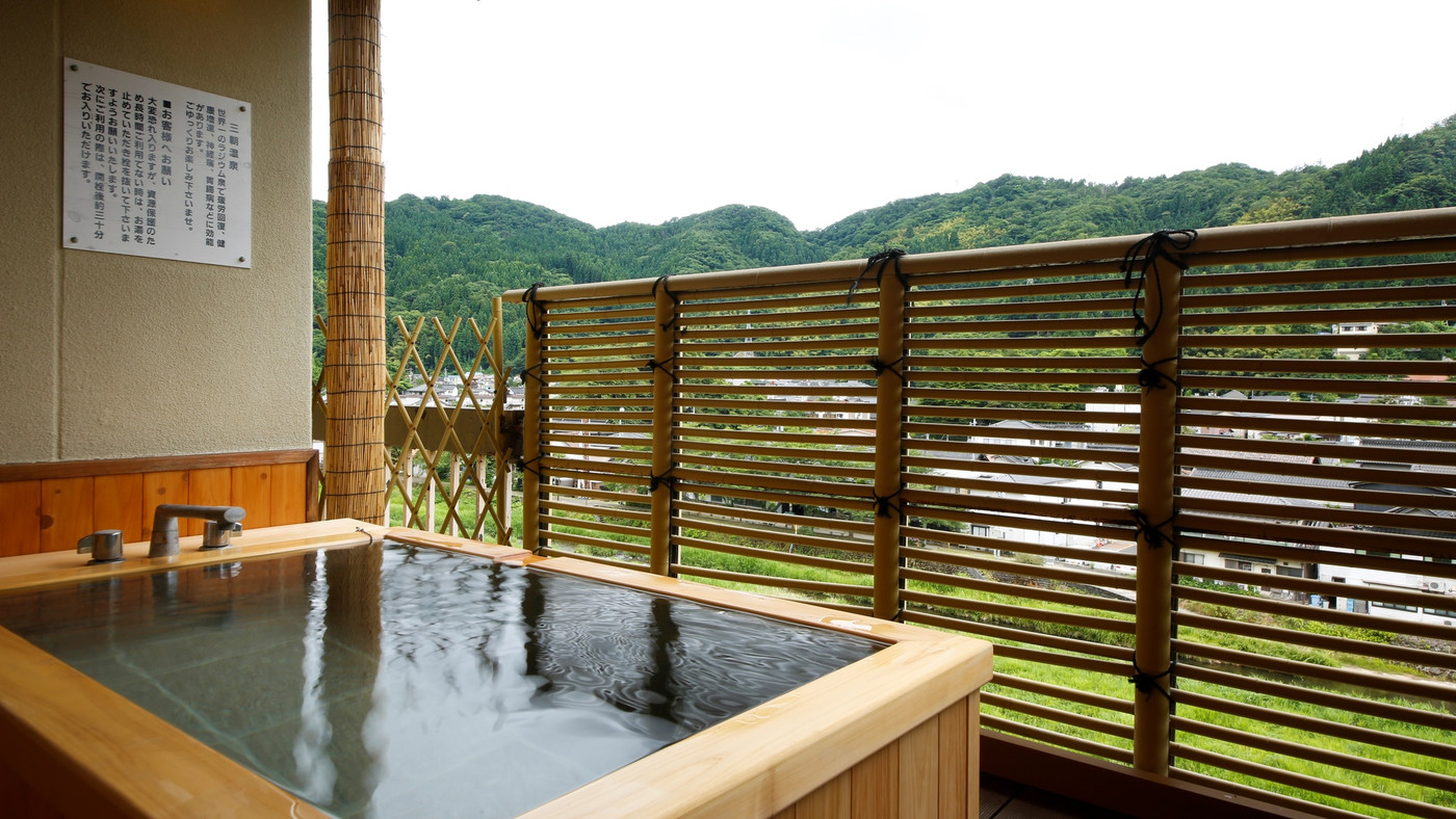 3.回遊式の12のお風呂で湯巡り三昧！「三朝温泉　依山楼　岩崎」3508786