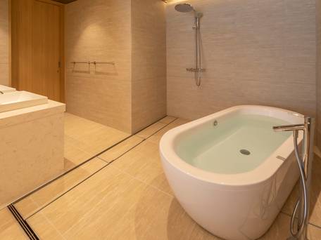 ヒューイットリゾート那覇 / 4