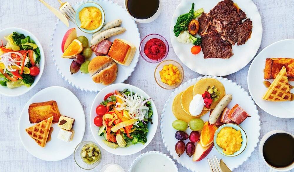 約100種類の和洋メニュー / 1