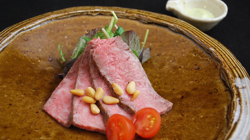 ゆったりと
五感で味わう旬の和食 / 3