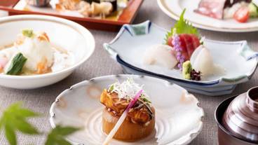 食事・飲み物 / 11