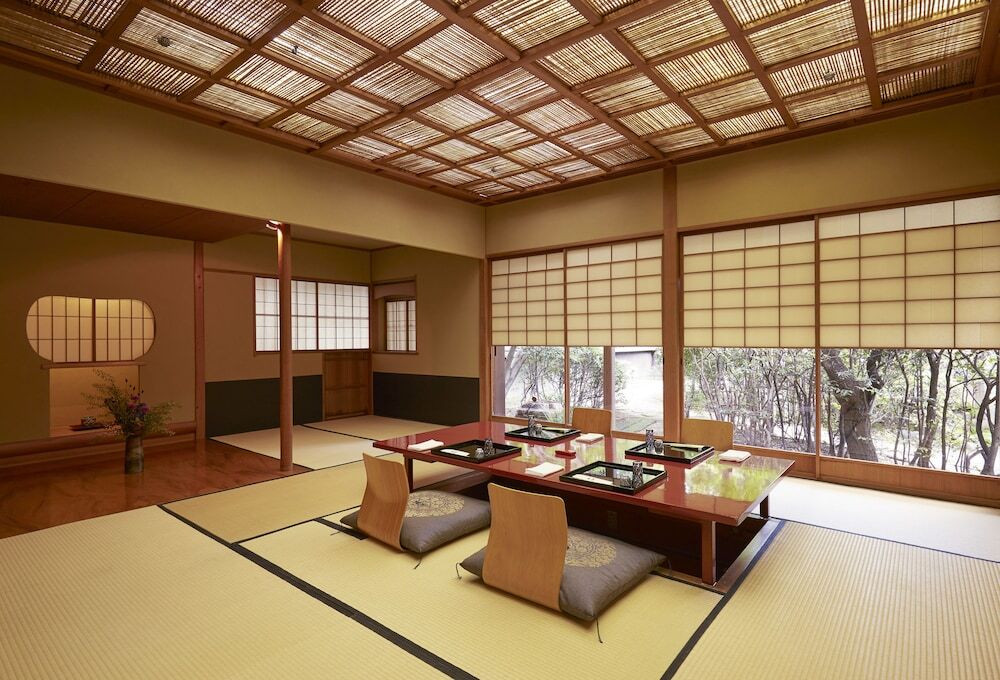 レストラン