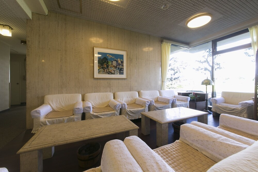 ロビー応接スペース