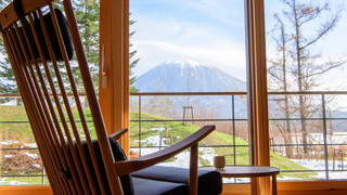 山の間 (6歳以上は有料, 最大2名様) 禁煙