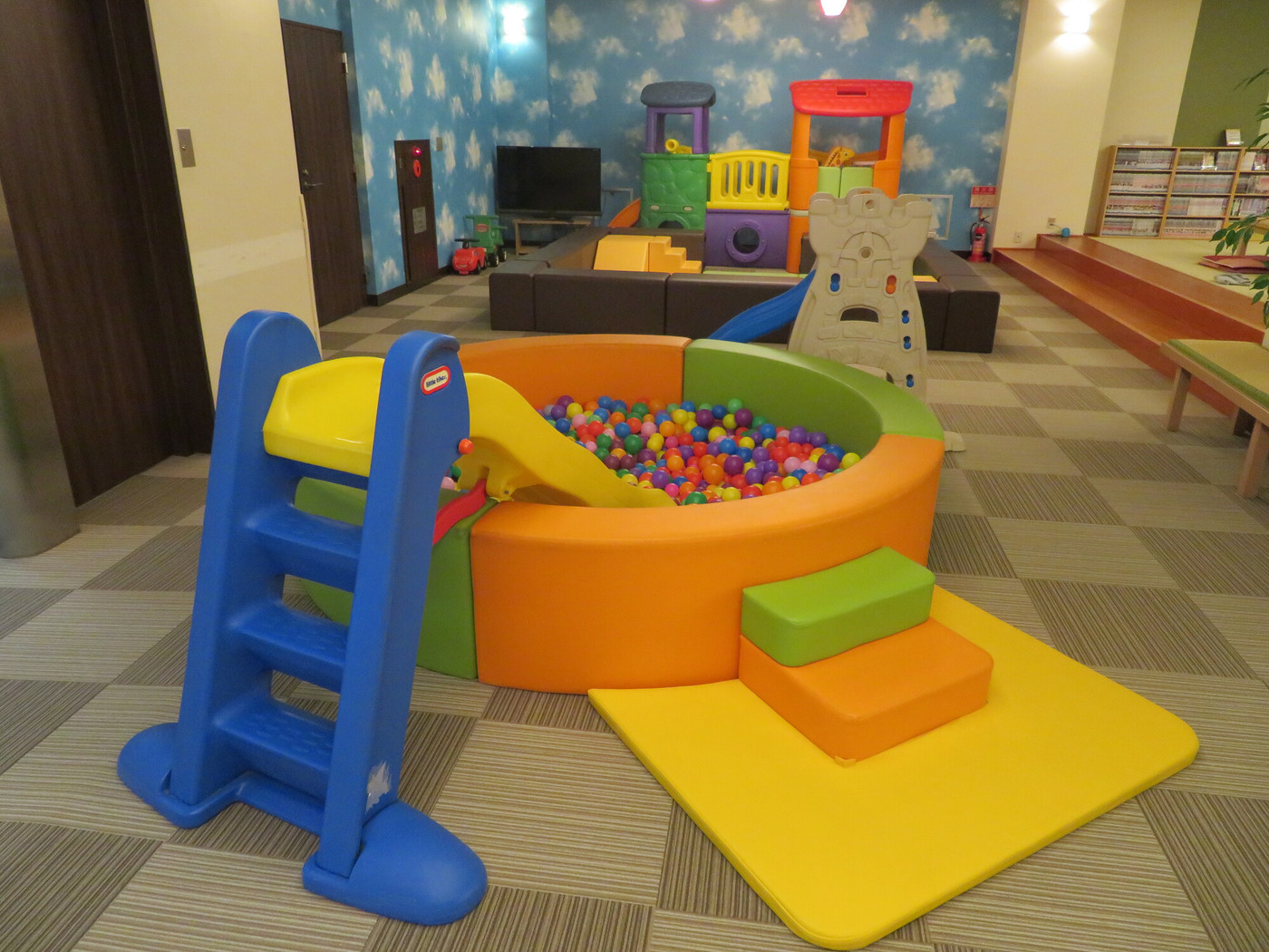 9種類のお風呂に入り放題！キッズコーナーもあるホテル3417265