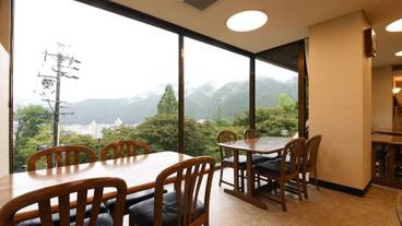 朝食スペース / 5