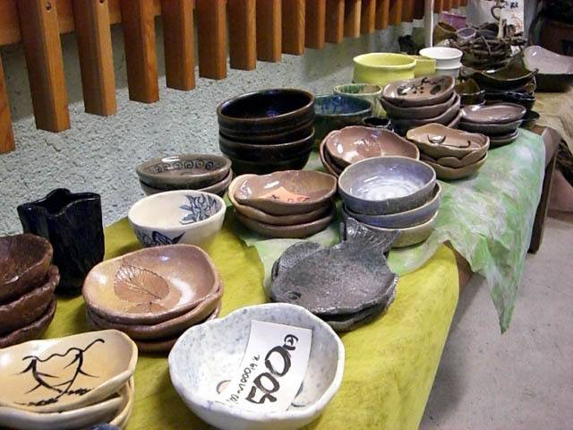 ワクワク！
陶芸体験に挑戦 / 3