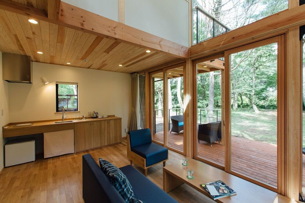 一面ガラス張りのコテージが素敵♪自然の中でステイが楽しめるリゾート3929107