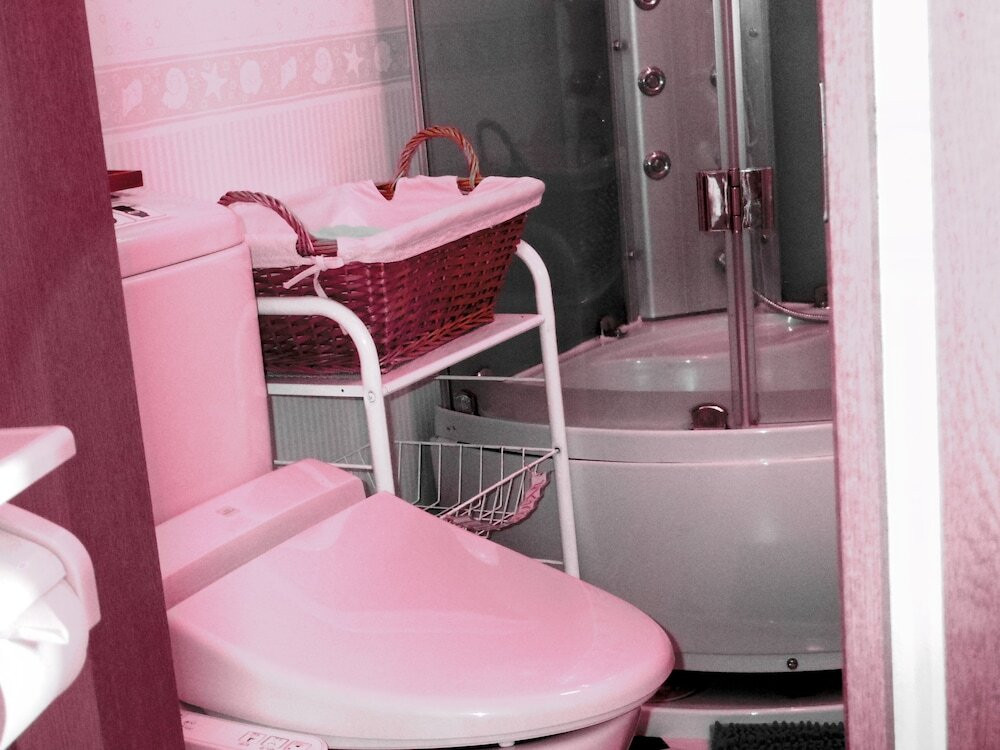 バスルームのシャワー