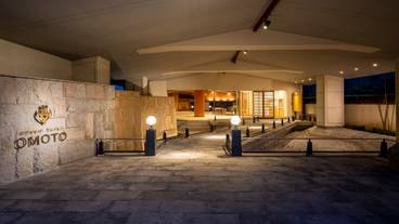 エントランス付近 / 1