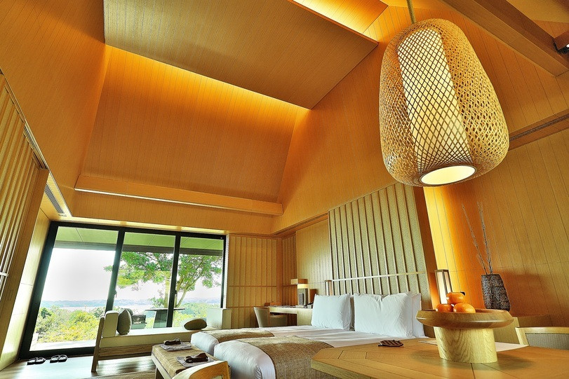 「アマネム」 その他 59730782 天井は合掌造りをﾃﾞﾌｫﾙﾒしたようなﾃﾞｻﾞｲﾝ。