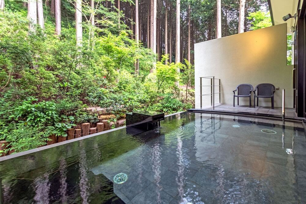 08.山のホテル3626611