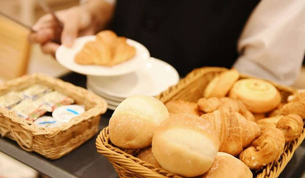 焼きたてパン / 3