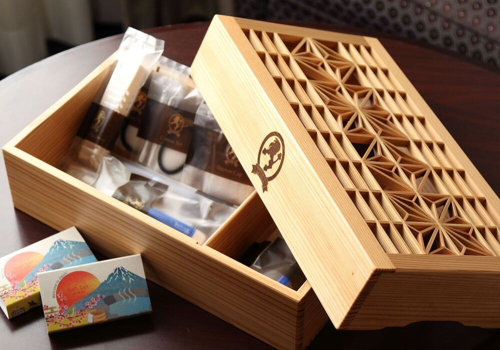 福岡伝統工芸品組子のアメニティBOX