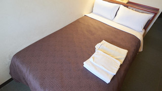 セミダブルルーム 喫煙可