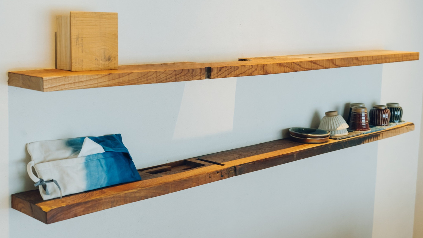 デラックスルーム 四角の小物置き