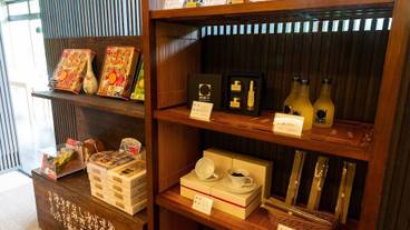 ギフト ショップ / 4