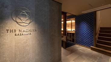 内部エントランス / 3