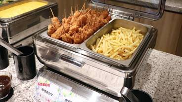 朝食ビュッフェ / 10